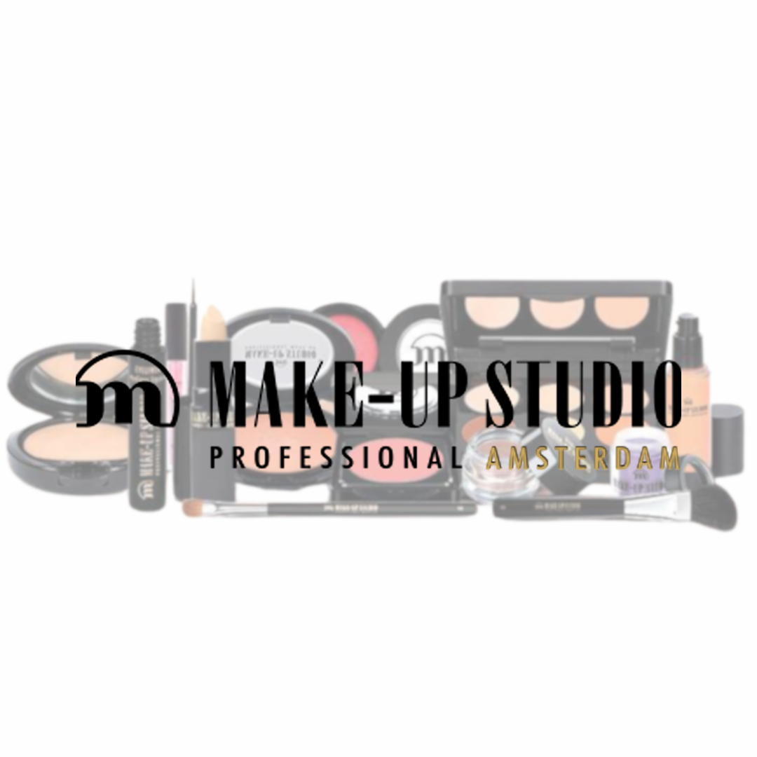 MAKE-UP STUDIO